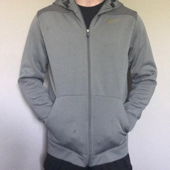 Nike - Therma Fit - Picture 2 of 6